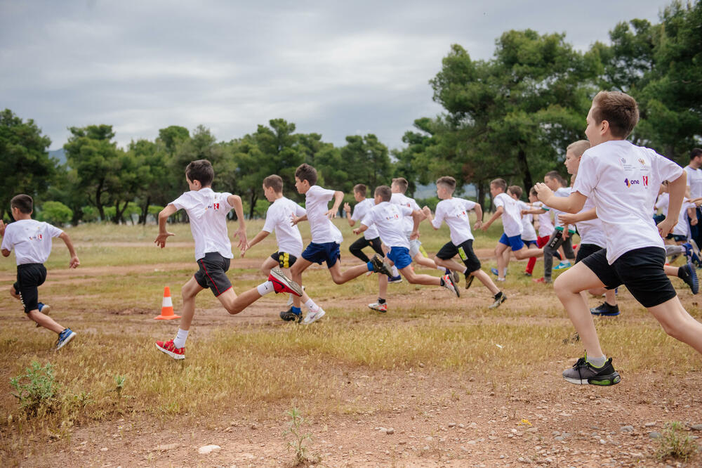 <p><strong>Održan veliki kros ”JEDAN mijenja svijet”</strong></p>