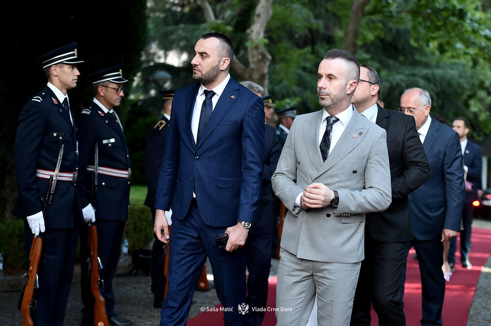 <p>Vlada Crne Gore organizovala je u Vili Gorica prijem povodom 75 godina od osnivanja NATO-a i sedam godina članstva Crne Gore u tom savezu.</p>