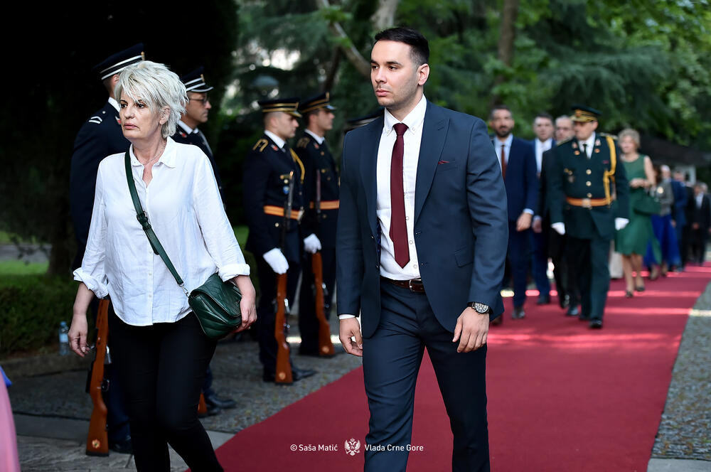 <p>Vlada Crne Gore organizovala je u Vili Gorica prijem povodom 75 godina od osnivanja NATO-a i sedam godina članstva Crne Gore u tom savezu.</p>