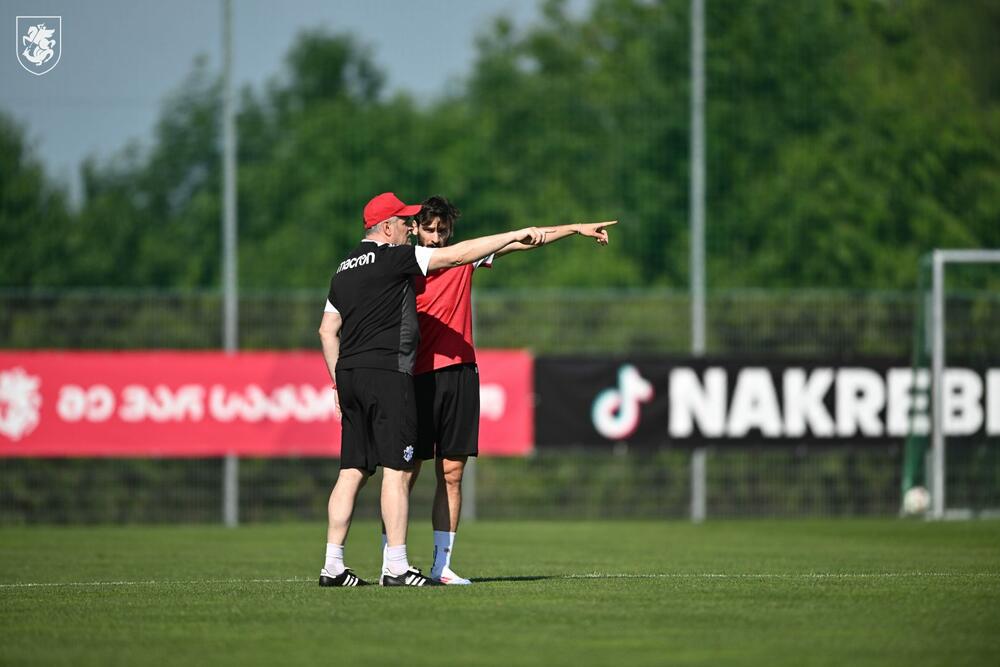 Sanjol i Kvarackelija na treningu u Austriji, gdje se Gruzija sprema za Euro