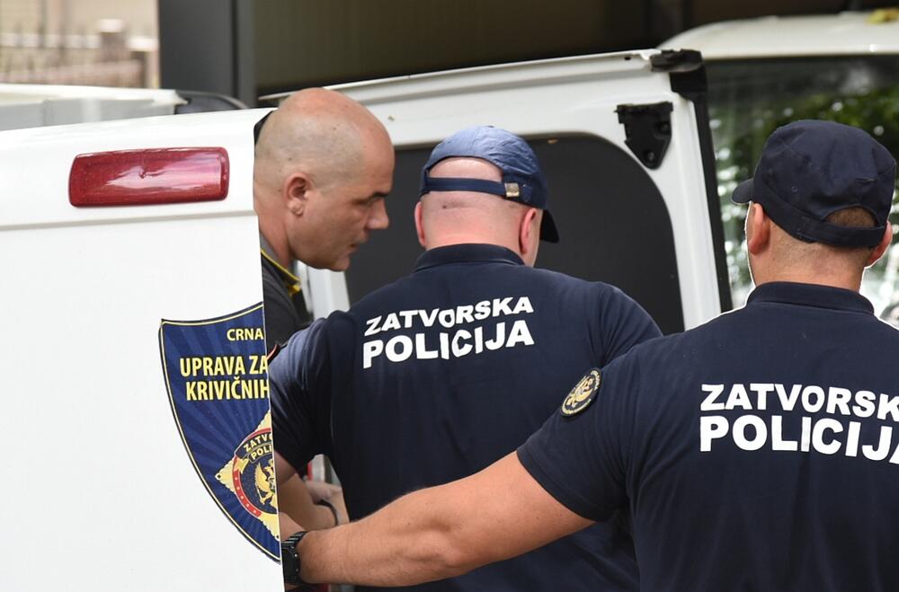 Božovića dovode u sud