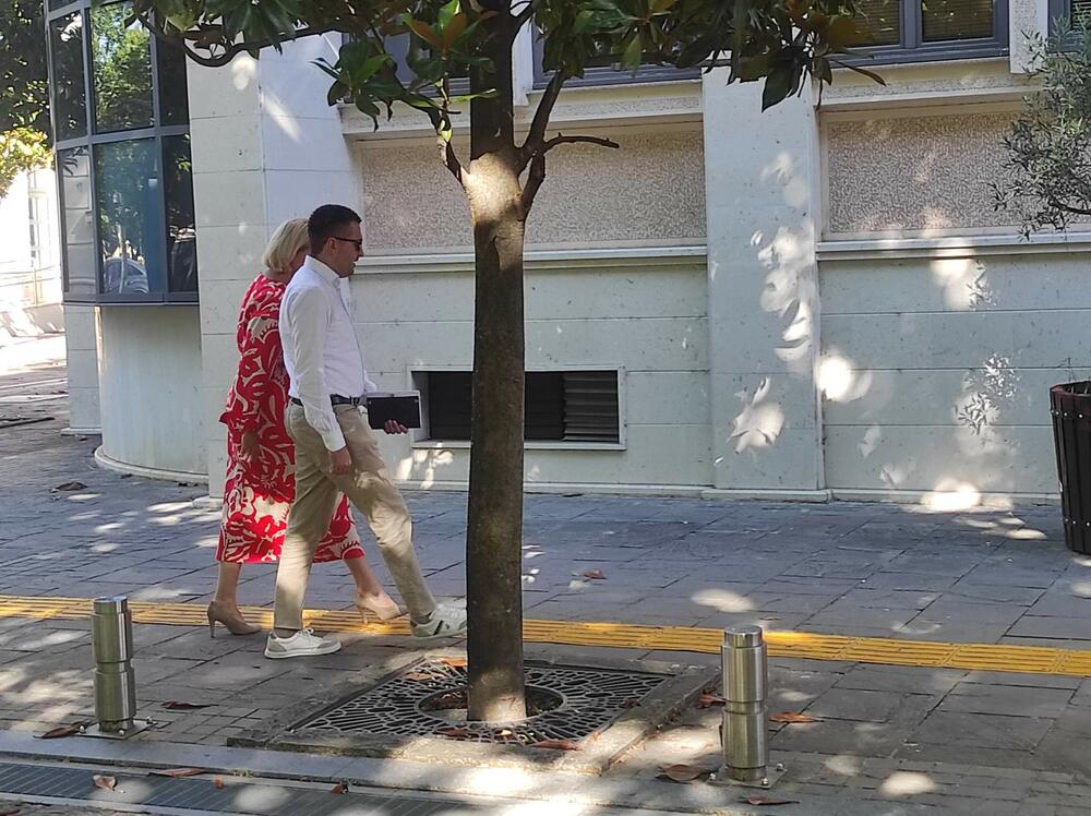 <p>Održan novi sastanak većine u Skupštini Glavnog grada</p>