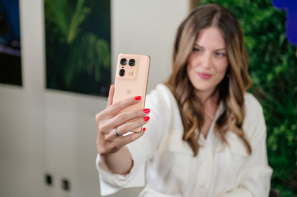 <p><strong>Dobar ritam uz poklon slušalice najbržim fanovima Motorole u One mreži</strong></p>