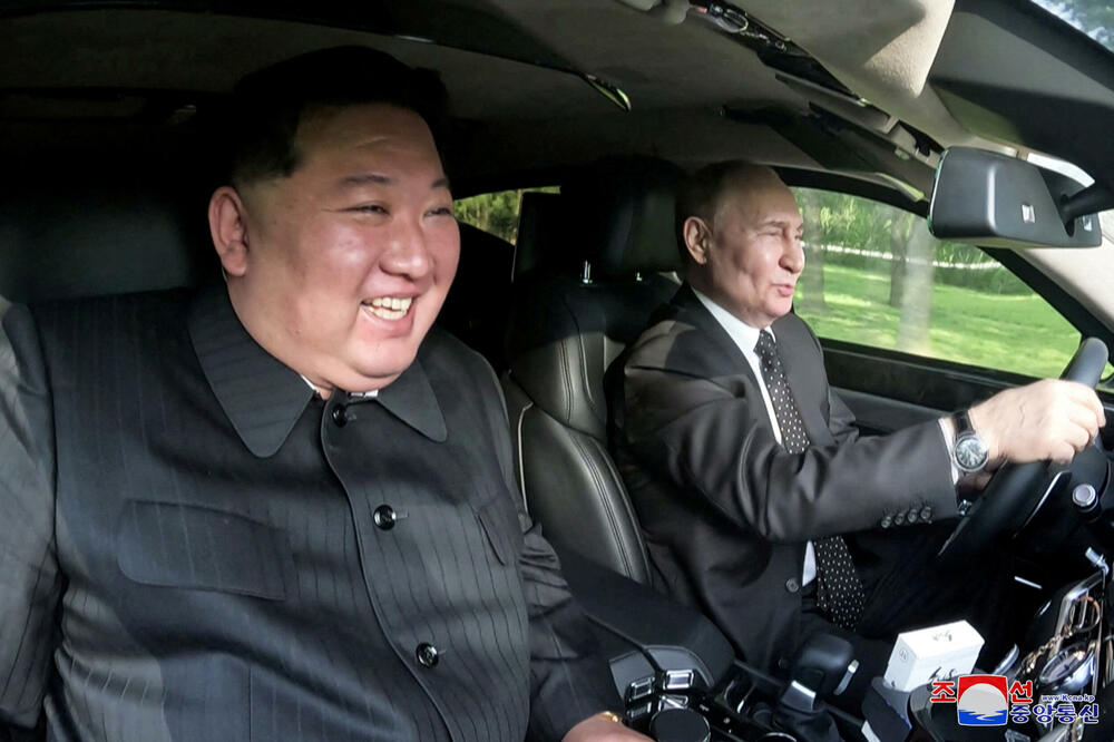 Kim Džong Un i Valdimir Putin, Foto: Reuters