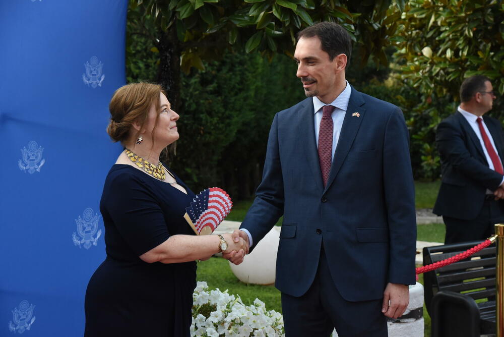<p>Ambasada SAD u Crnoj Gori proslavila državni praznik te zemlje</p>