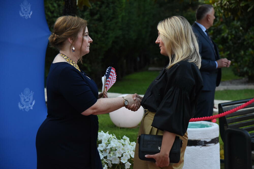 <p>Ambasada SAD u Crnoj Gori proslavila državni praznik te zemlje</p>