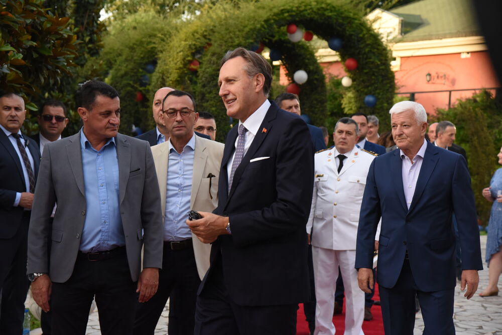 <p>Ambasada SAD u Crnoj Gori proslavila državni praznik te zemlje</p>