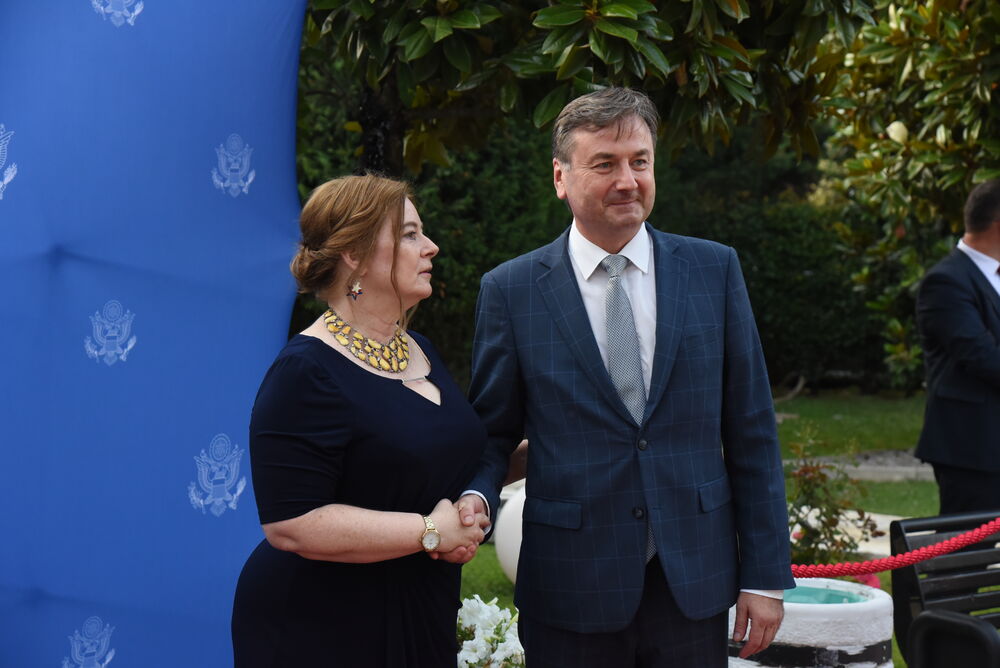 <p>Ambasada SAD u Crnoj Gori proslavila državni praznik te zemlje</p>