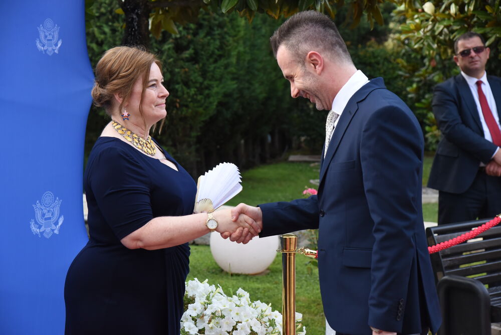 <p>Ambasada SAD u Crnoj Gori proslavila državni praznik te zemlje</p>