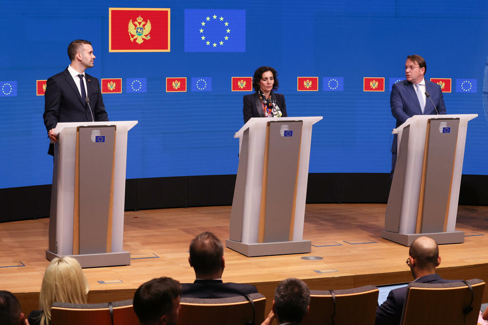 Međuvladina konferencija EU i CG