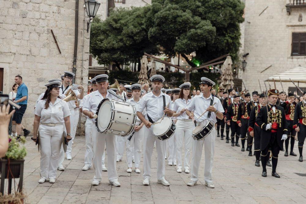 <p>Dan Bokeljske mornarice svečano obilježen u Kotoru</p>