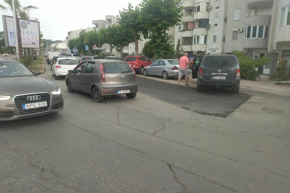 Ulice još neasfaltirane, Foto: Samir Adrović