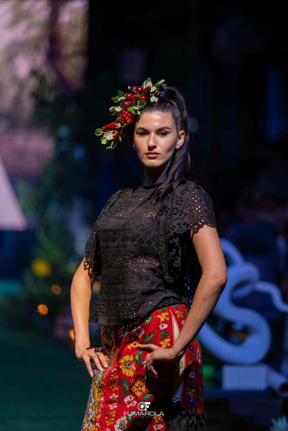 <p>Crnogorska modna dizajnerka Marina Banović, prenosi utiske sa predstavljanja modela u Italiji, a otkriva i planove za prikazivanje kolekcija u Crnoj Gori</p>