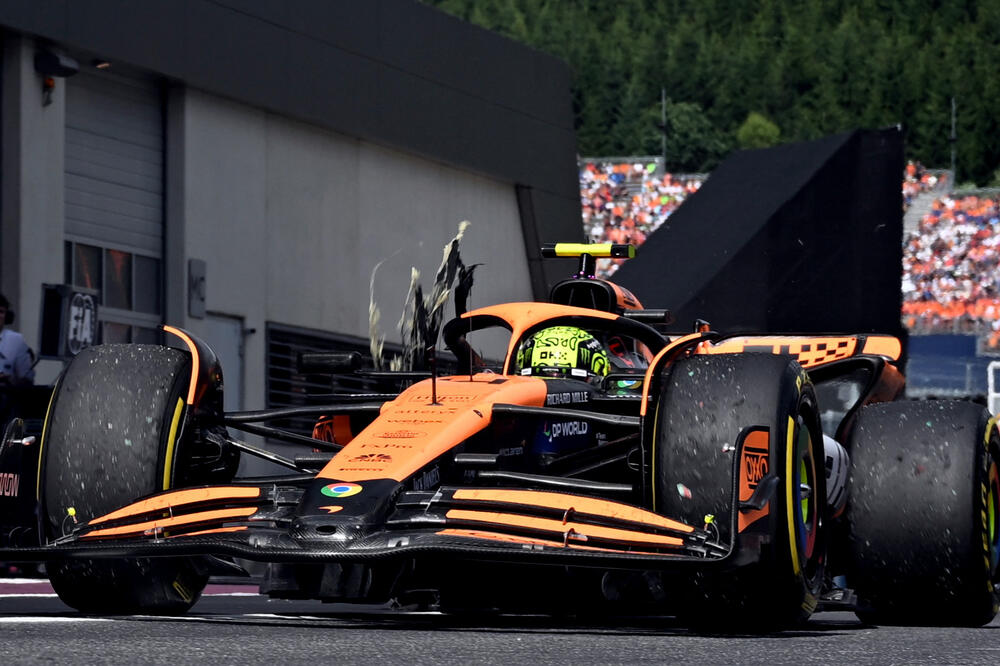 Lando Noris u bolidu Meklarena, Foto: Reuters