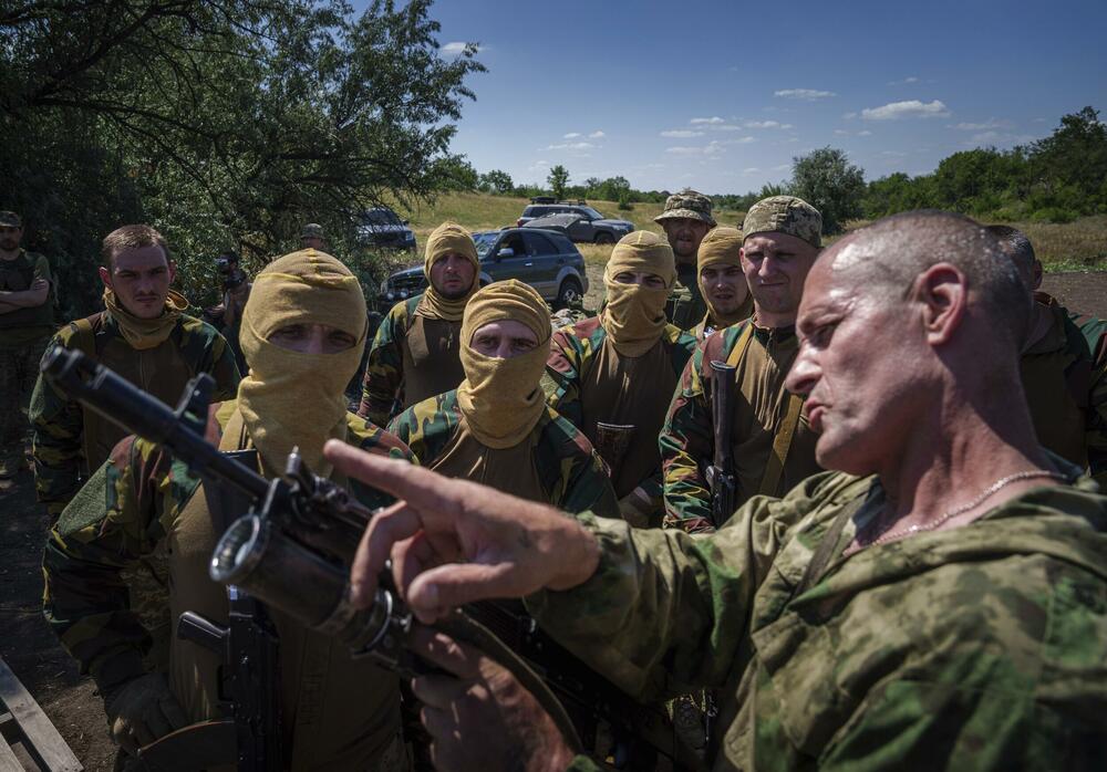 Obuka zatvorenika koji su se priključili vojsci