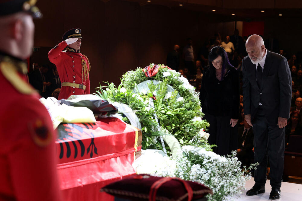 Rama na sahrani Kadarea, Foto: Reuters