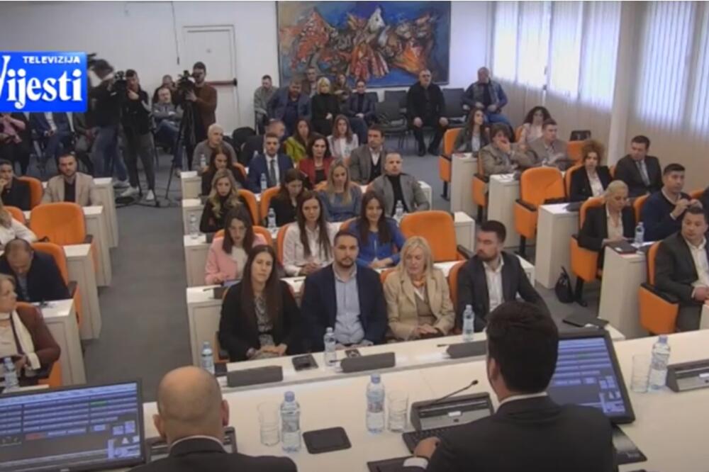 Sa jedne od ranijih sjednica SO Budva, Foto: Screenshot/TV Vijesti