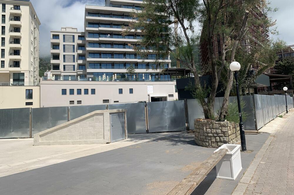 Atraktivni plac u Bečićima, Foto: Vuk Lajović