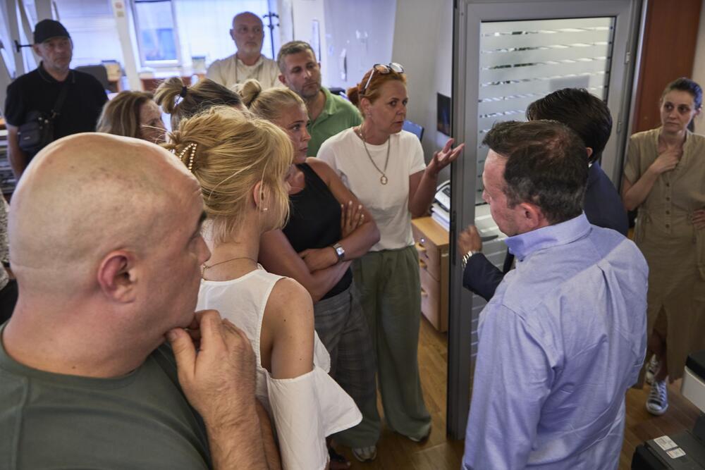 Pobjeda smjena, Pobjeda