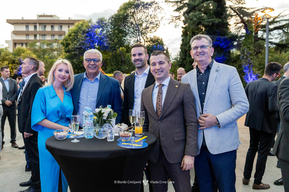 Iz vladajuće većine dolazak zasad najavila samo Albanska alijansa: Funkcioneri vlasti predvođeni Spajićem, Foto: Đorđe Cmiljanić/Vlada Crne Gore