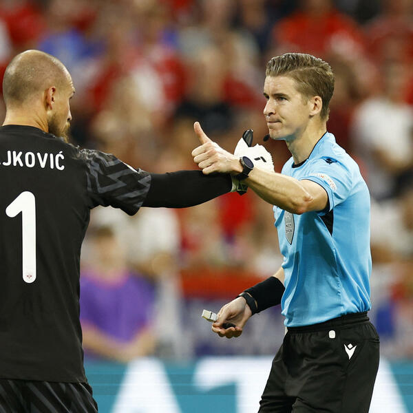 Leteksje sudi Englezima i Špancima