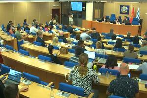 Skupština Glavnog grada o skraćenju mandata - uživo na TV Vijesti