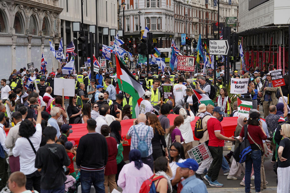 <p>Britanski premijer Kir Starmer izjavio je da "nema izgovora za nasilje"<br /> </p>