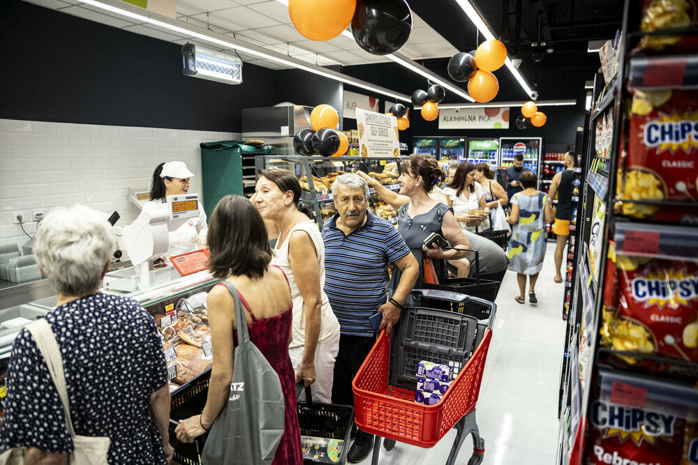 <p>Uživajte u kvalitetnoj usluzi, širokom asortimanu i fantastičnim popustima u renoviranom City marketu!</p>