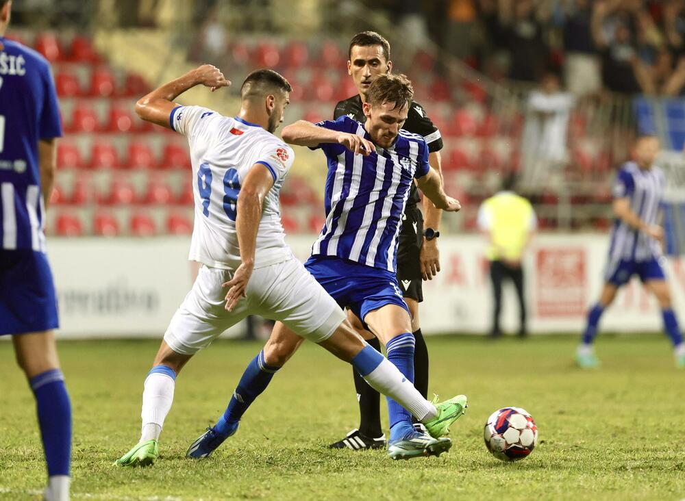 <p>Odigrana tri meča 2. kola Meridianbet 1. Crnogorske fudbalske lige</p>