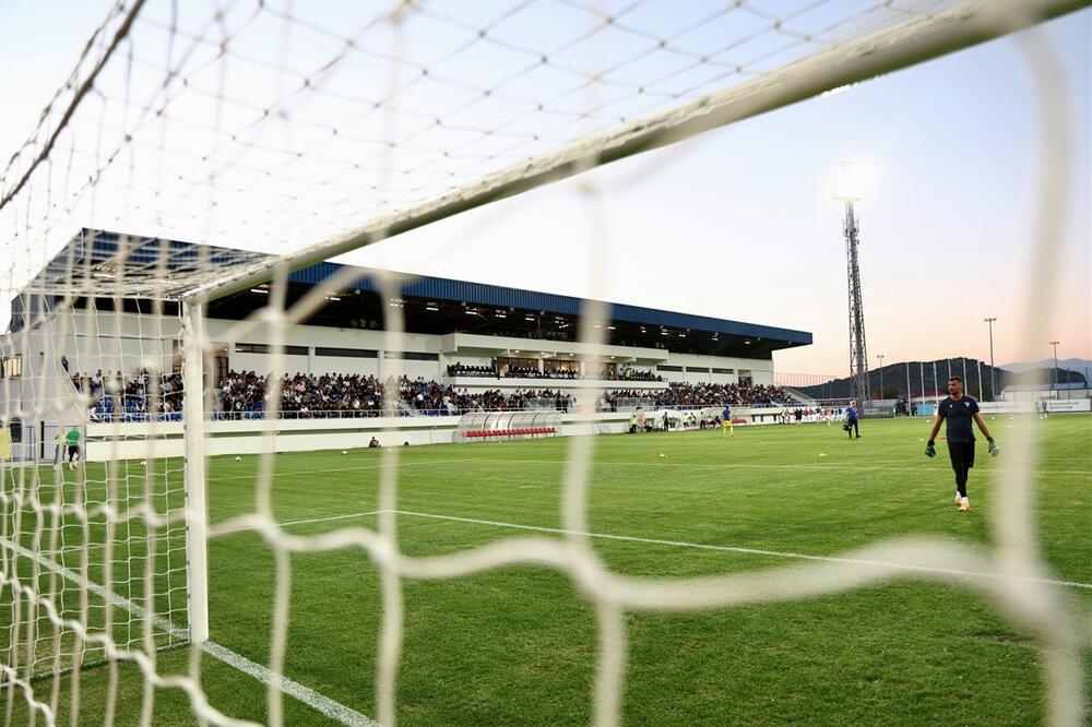 Stadion Dečića u Tuzima, Foto: FSCG