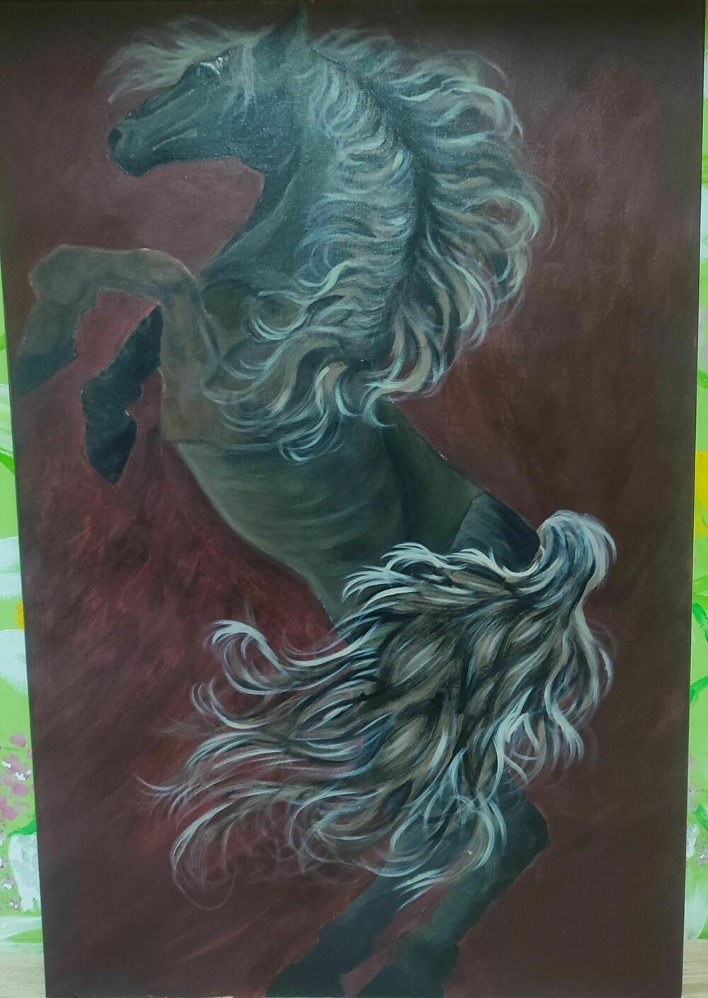 <p>Nikšićanin Egzon Beća, za koga njegov učitelj slikanja kaže da je “nebrušeni kamen”, u pauzi između posla i života - crta i slika</p>