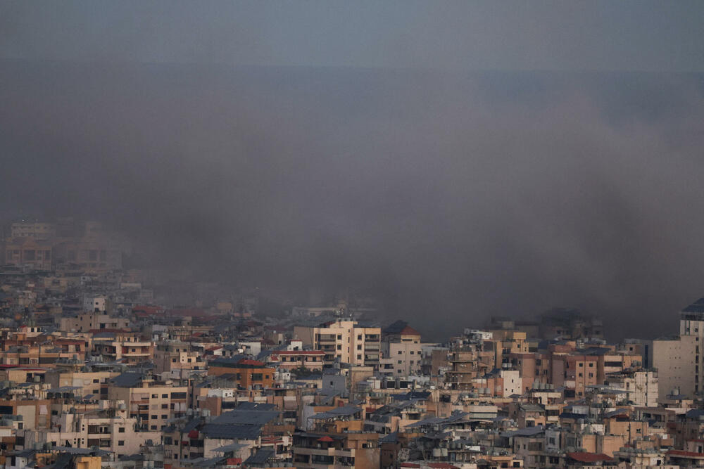 <p>Ministarstvo zdravlja u Gazi je danas saopštilo da je 87 ljudi poginulo ili nestalo pod ruševinama, a 40 je ranjeno poslije napada na Beit Lahiju na sjeveru Pojasa Gaze</p>