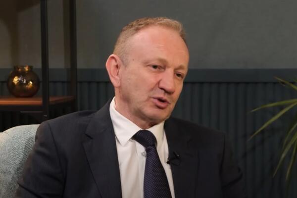 Đilas: Vjerujem da će se u narednom periodu formalizovati blok...