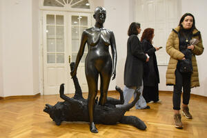 Preplitanje narativa, tijela i kosmosa