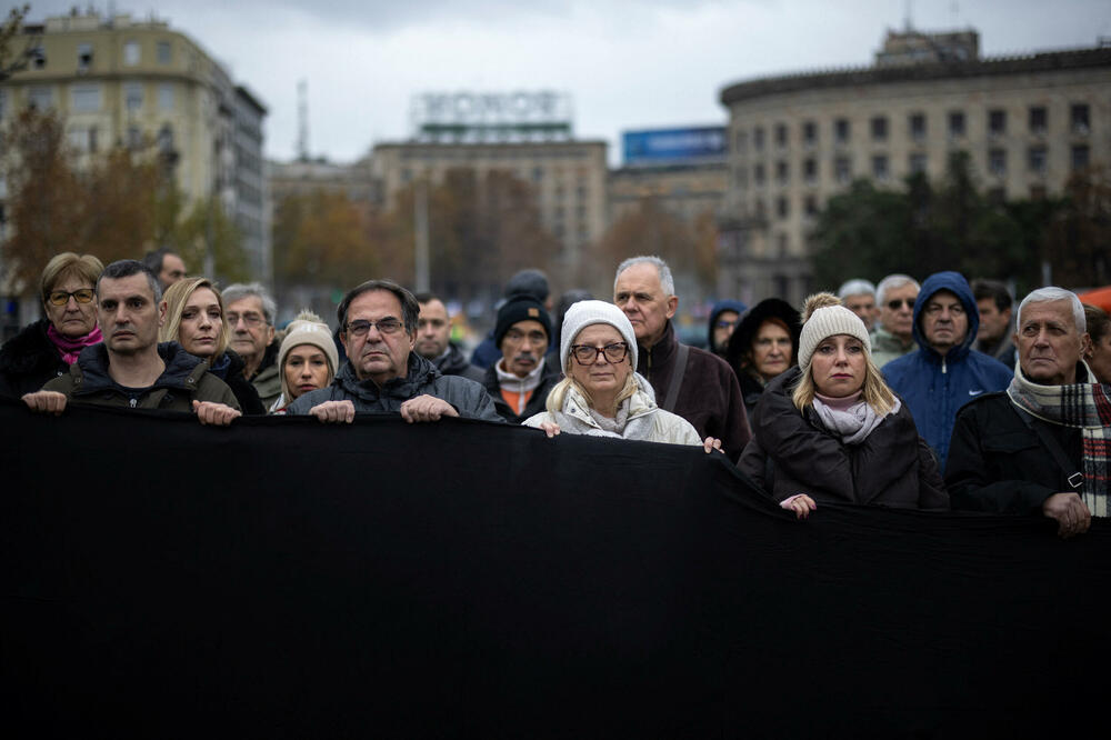 Sa protesta održanog u Novom Sadu 29. novembra, Foto: Reuters