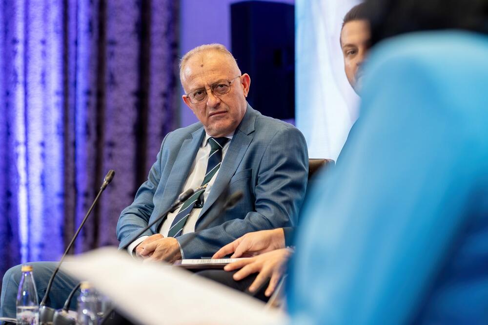 <p>"Naša je odgovornost da rodne principe ugradimo u sve aspekte upravljanja, dok istovremeno gradimo budućnost u kojoj će jednakost biti stvarnost za sve", istakla je Gorčević na događaju  "Rodna ravnopravnost i javna uprava"</p>