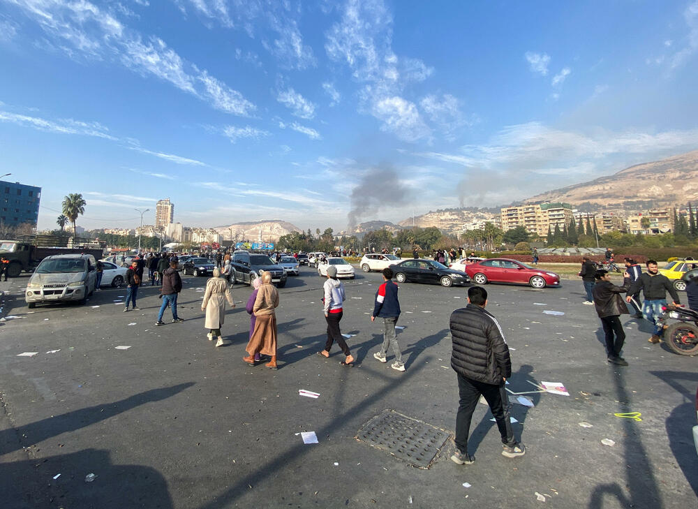 <p>Sirijski pobunjenici saopštili su da su okončali 24-godišnju autoritarnu vladavinu predsjednika Bašara al Asada</p>