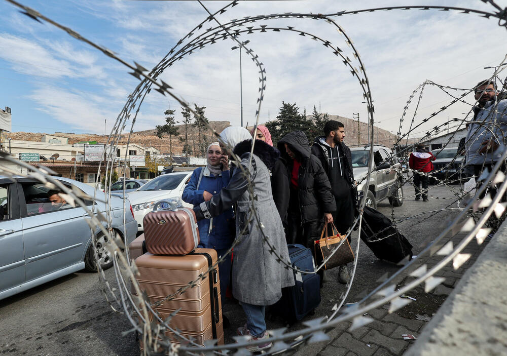 <p>Sirijski pobunjenici saopštili su da su okončali 24-godišnju autoritarnu vladavinu predsjednika Bašara al Asada</p>