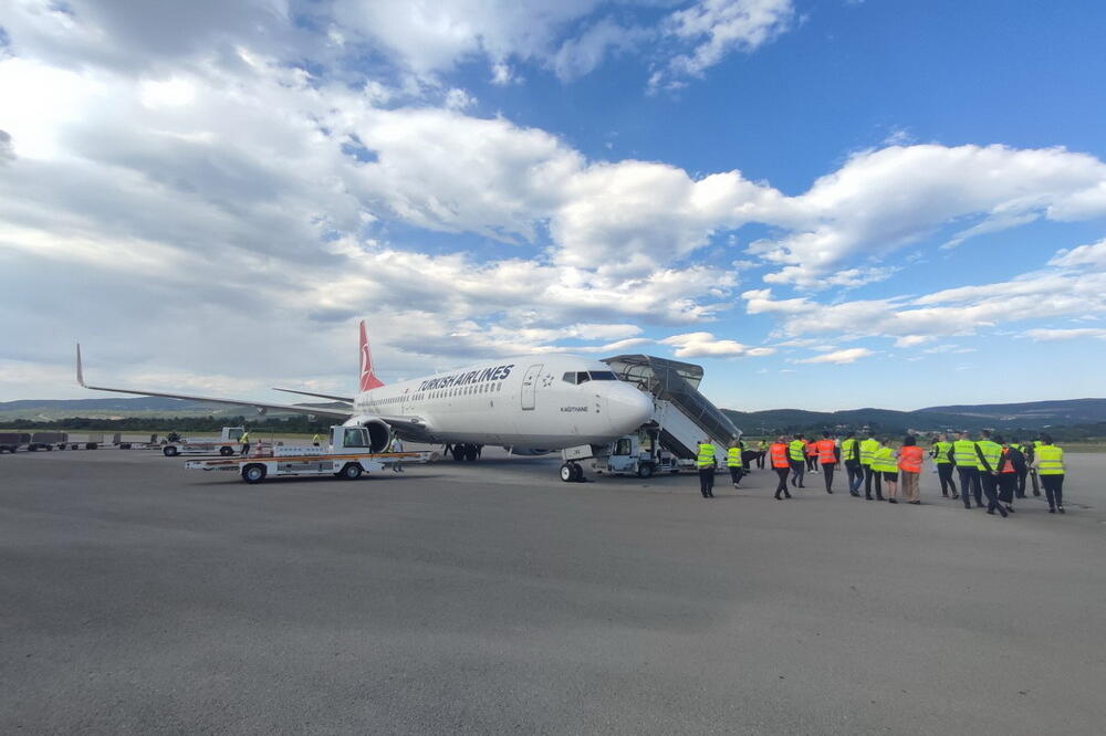 Tivat će izgubiti ukupno 19.336 raspoživih sjedišta (ilustracija), Foto: Siniša Luković