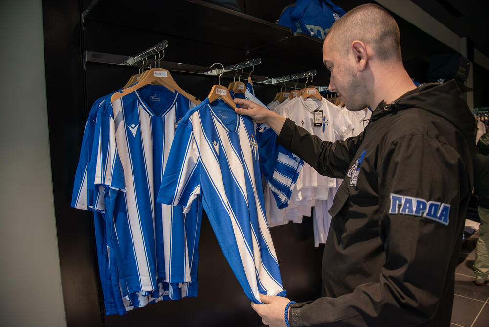 <p>Podgorički klub će uskoro (2025) proslaviti vijek postojanja, a jedan stogodišnjak i treba da ima kutak za navijače</p>