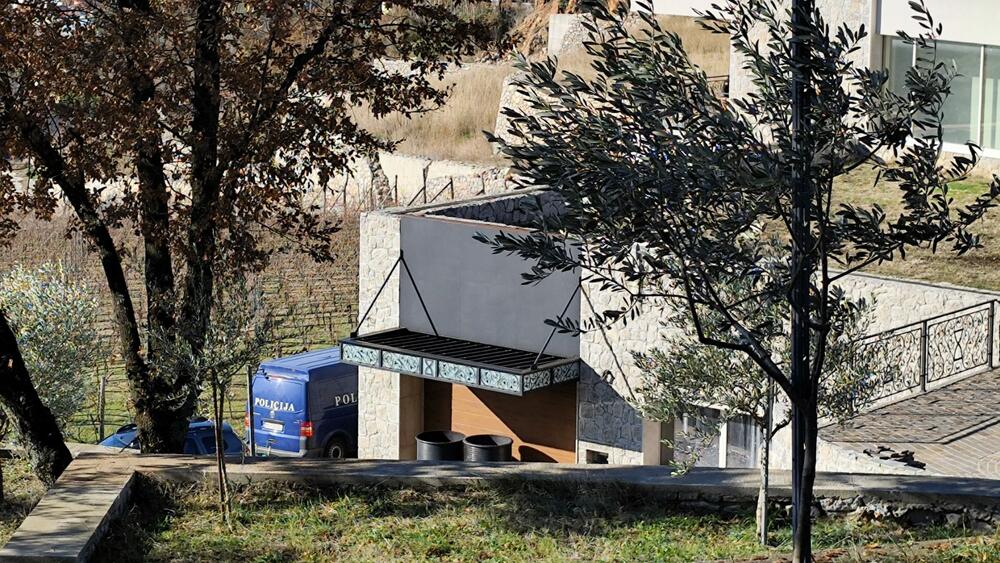 Pretres kuće Ivanovića