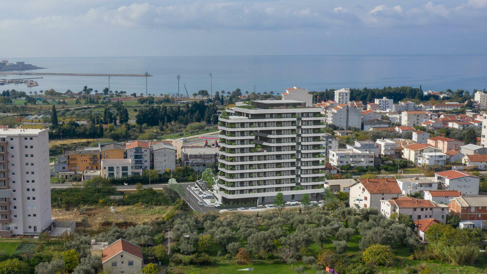 <p><em>Bar privlači kupce koji se svakodnevno interesuju za brojne detalje o kompleksu i samom konceptu</em></p>