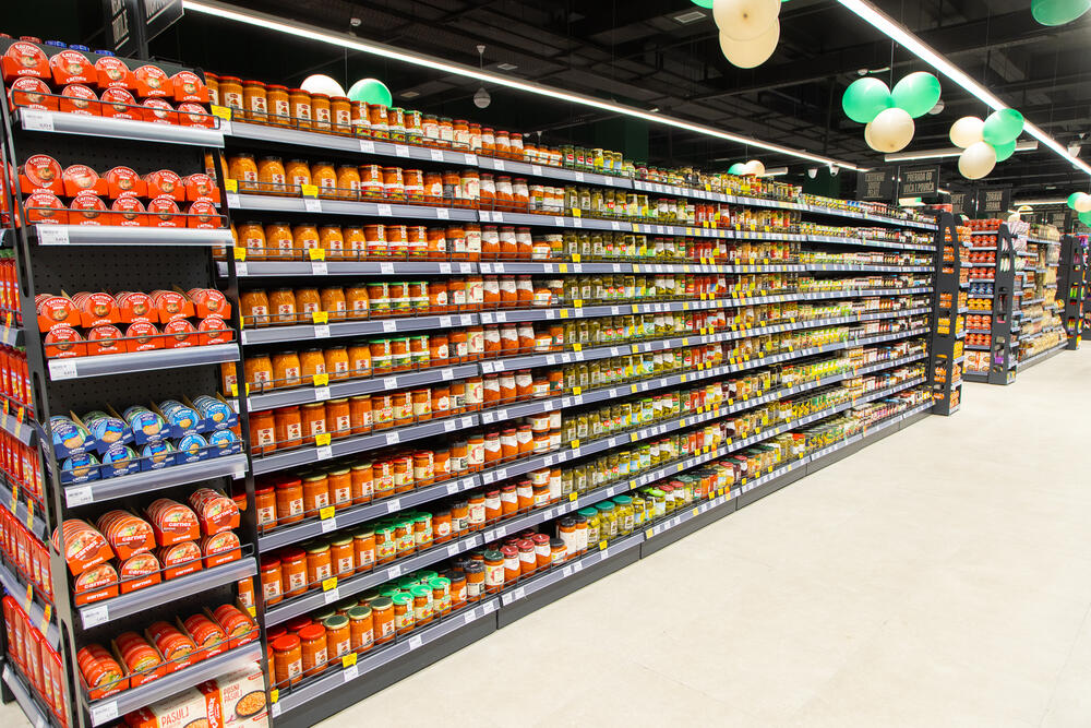 <p><strong>Praktičan spoj kupovine i gastronomije</strong></p>