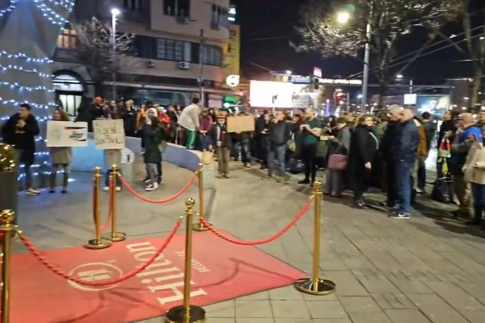 Detalj sa protesta, Foto: Printscreen/Youtube