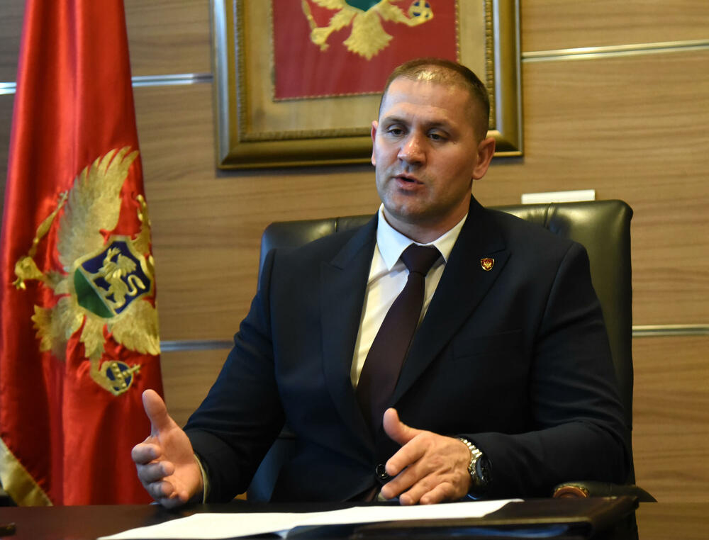 Razpisan natečaj za direktorja Uprave policije, v. d. funkcijo opravlja Lazar Šćepanović