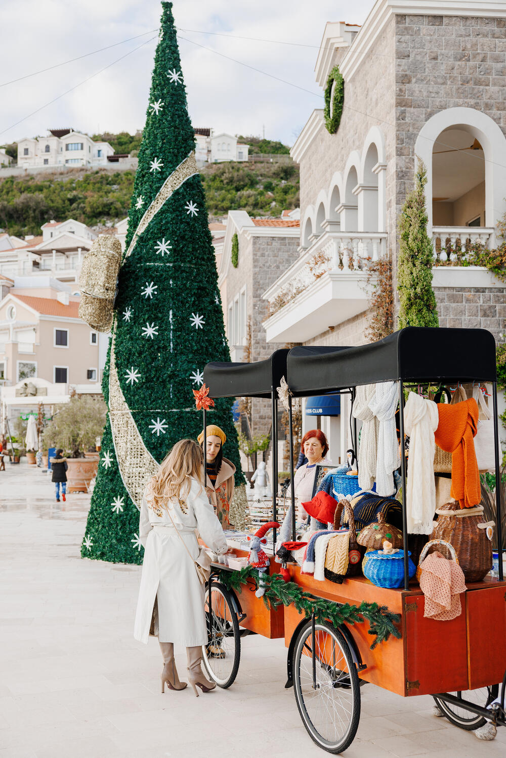 <p><strong><em>Praznična čarolija u Luštica Bay-u traje do 15. januara </em></strong></p>