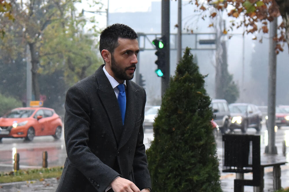 Živković dolazi na sastanak, Foto: Luka Zeković