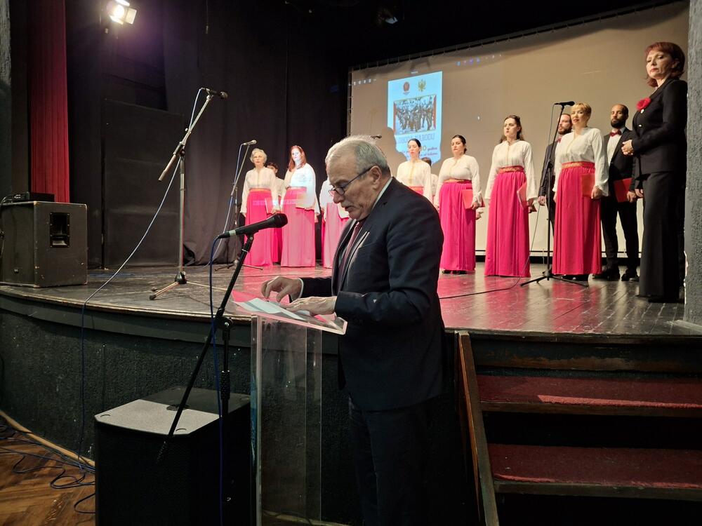 <p>U Kolašinu održana akademija povodom 80 godina oslobođenja Crne Gore od fašizma</p>