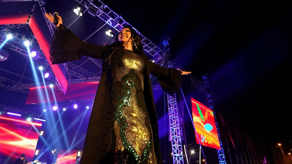 <p>"U Baru sam imala divne koncerte, divne uspomene što se Bara tiče. Ono što će ponuditi publici je sopstveno srce. To je uz pjesmu, dobru energiju, puno ljubavi prema svima njima. Šta reći nego, nudim svoje srce", kazala je Mirković</p>