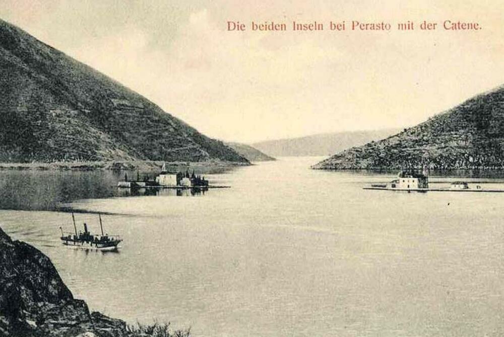 Parobrod “Risan” na austrougarskoj razglednici